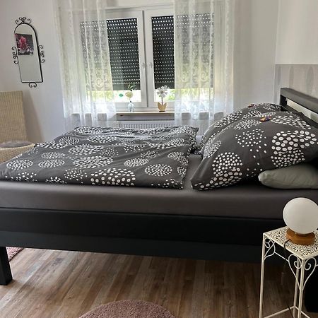 Ferienwohnung Zur Roni Тройхтлинген Екстериор снимка